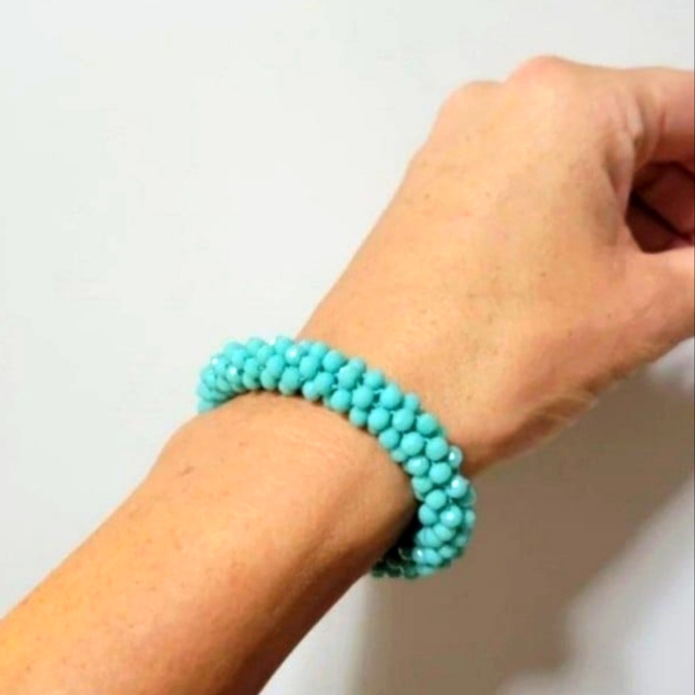 ❤️ TWIST BEADED STRETCH BRACELET